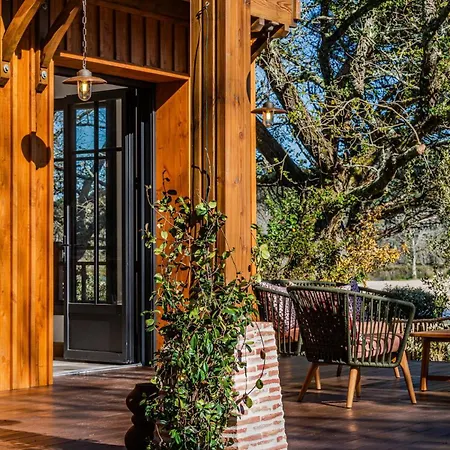 Saint Brice, Frontline Villa *